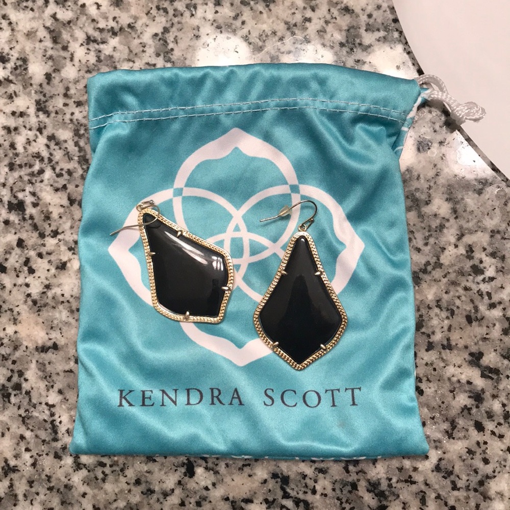 kendra scott earrings